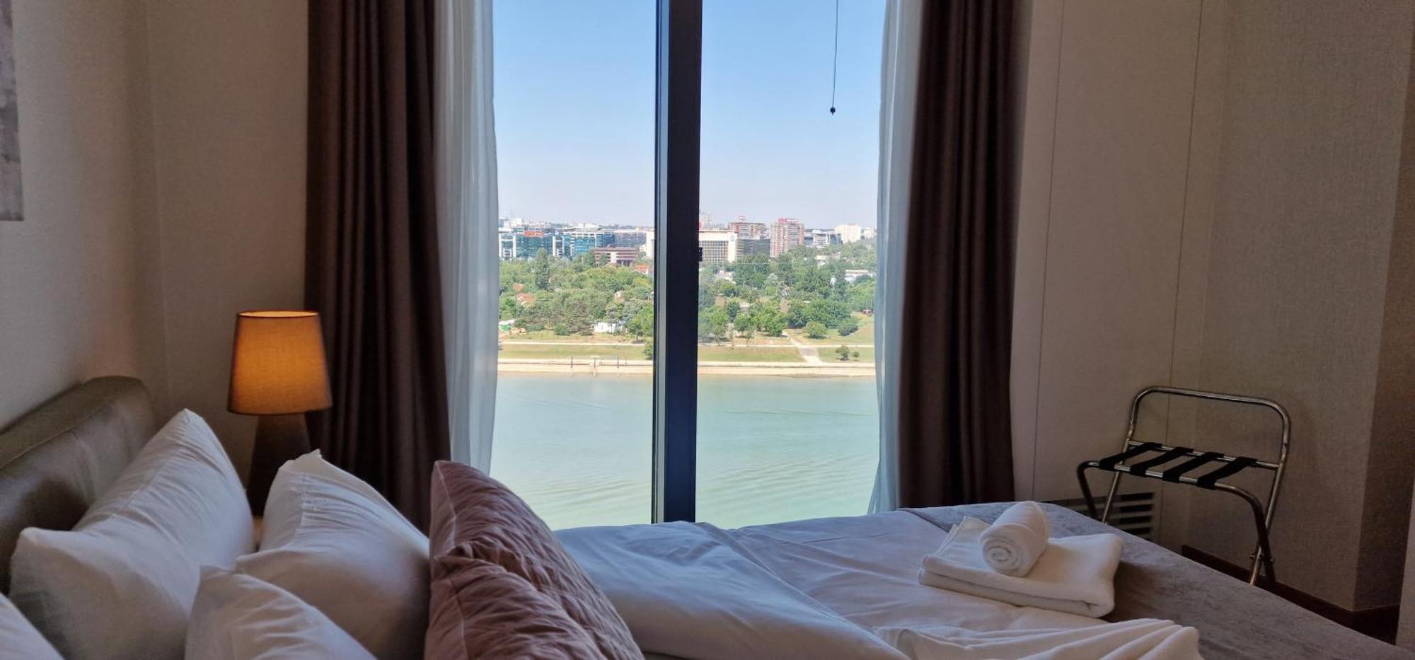 Beograd Na Vodi - Belgrade Waterfront Riverside ภายนอก รูปภาพ