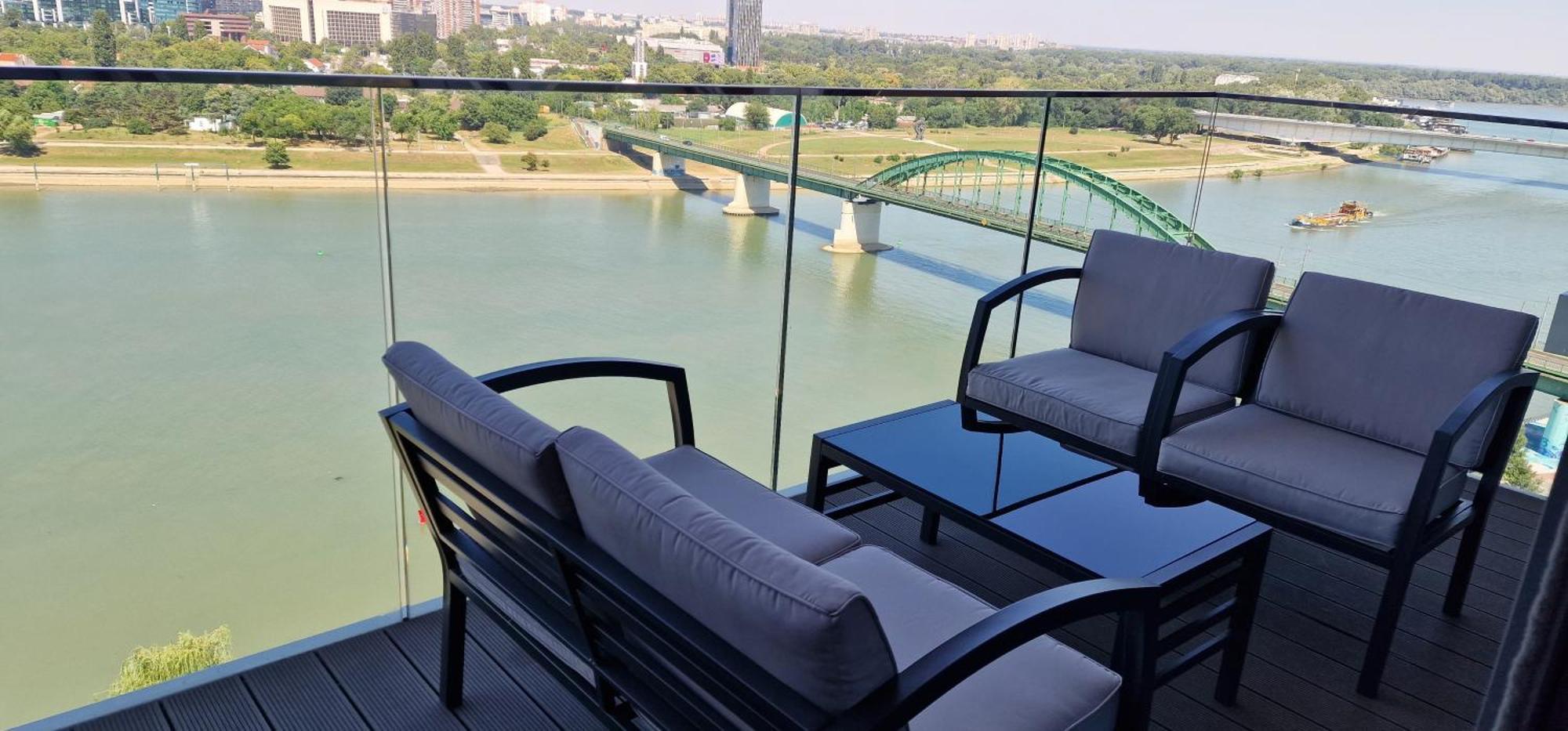 Beograd Na Vodi - Belgrade Waterfront Riverside ภายนอก รูปภาพ