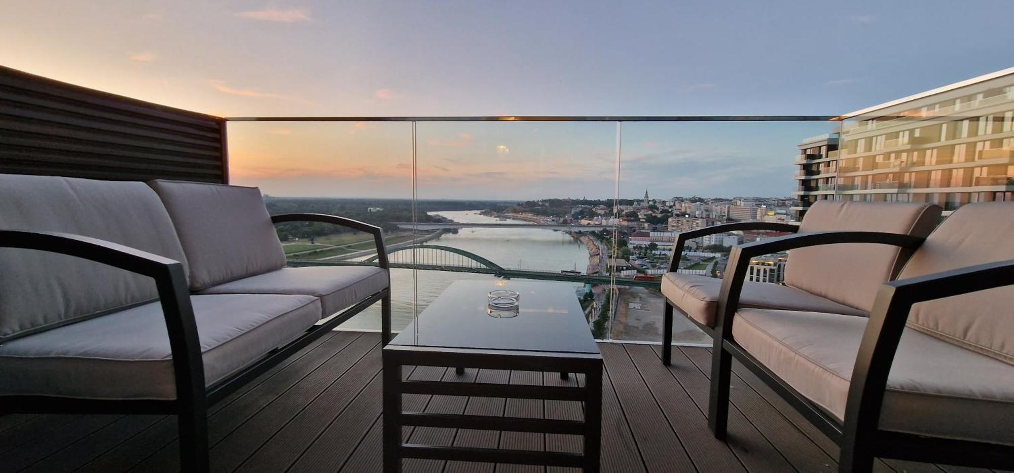 Beograd Na Vodi - Belgrade Waterfront Riverside ภายนอก รูปภาพ
